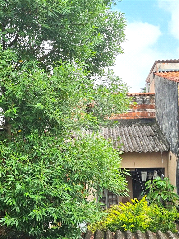 VENDA -Sobrado 144 m² de área construída (177 m² total) | 3 dormitórios | Quintal - Jardim Peri | Horto