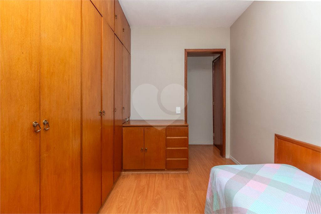 Apartamento - Saúde - 3 Dormitórios/Quartos - 1 Suíte - 2 Banheiros - 1 Vaga