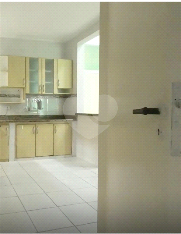 Lindo e amplo sobrado no Residencial Bougainville na Região de Peruíbe