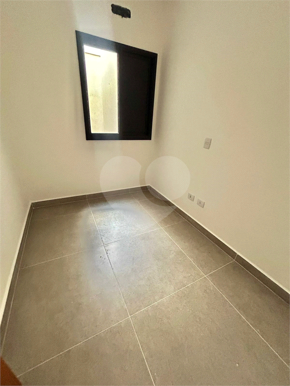 Sobrado novo à venda 115, Vila Guilherme, 115m², 3 suítes, 2 vagas e próximo ao metrô. 