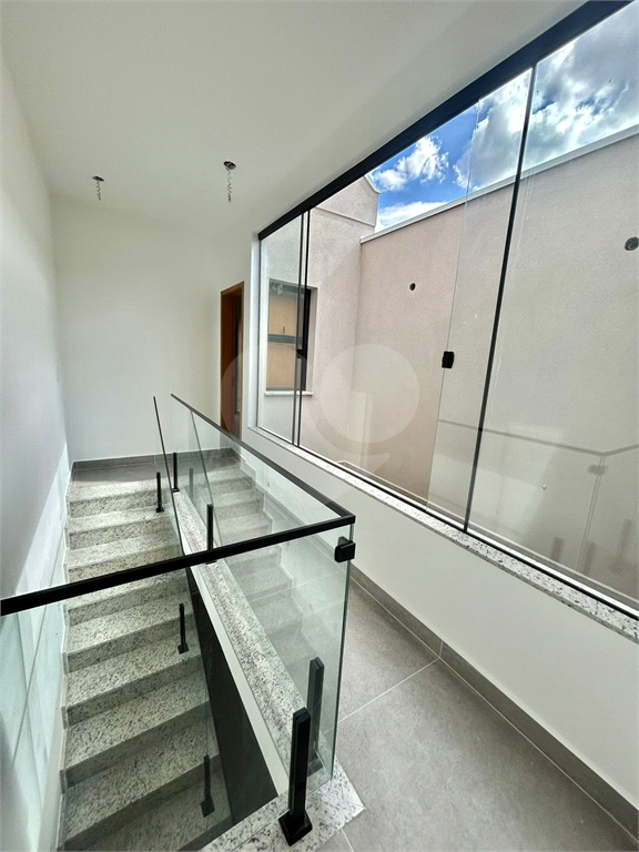 Sobrado novo à venda 115, Vila Guilherme, 115m², 3 suítes, 2 vagas e próximo ao metrô. 