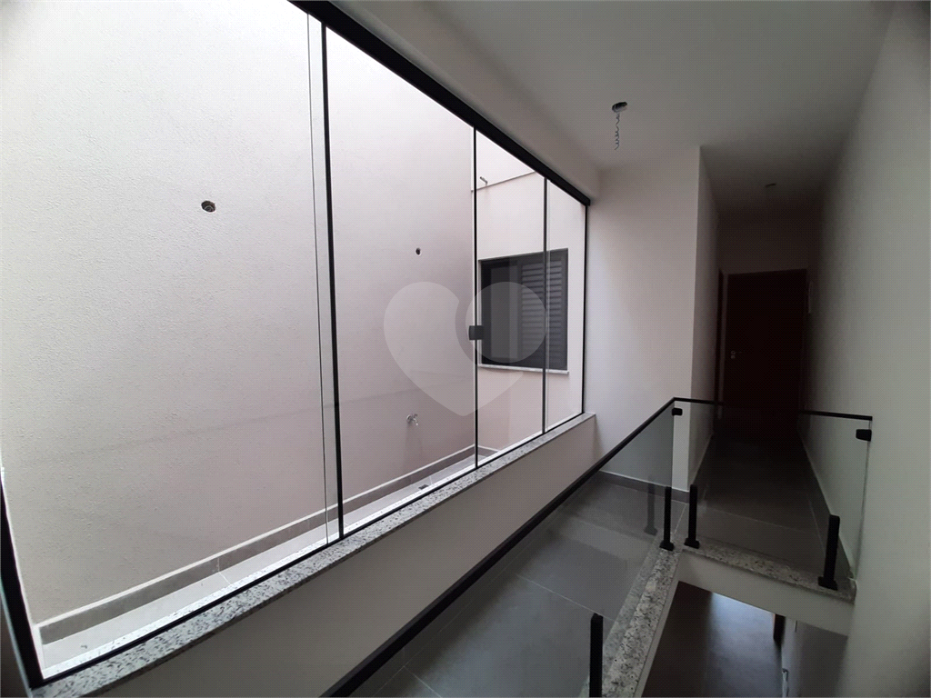 Sobrado novo à venda 115, Vila Guilherme, 115m², 3 suítes, 2 vagas e próximo ao metrô. 