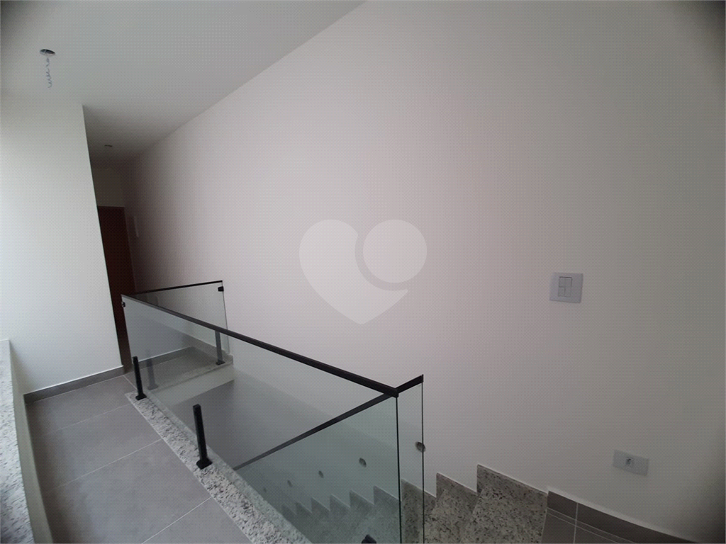 Sobrado novo à venda 115, Vila Guilherme, 115m², 3 suítes, 2 vagas e próximo ao metrô. 