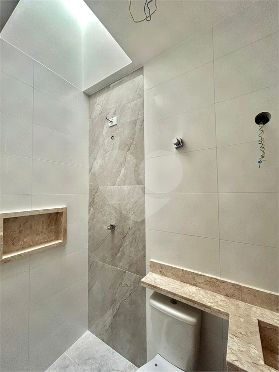 Sobrado novo à venda 115, Vila Guilherme, 115m², 3 suítes, 2 vagas e próximo ao metrô. 