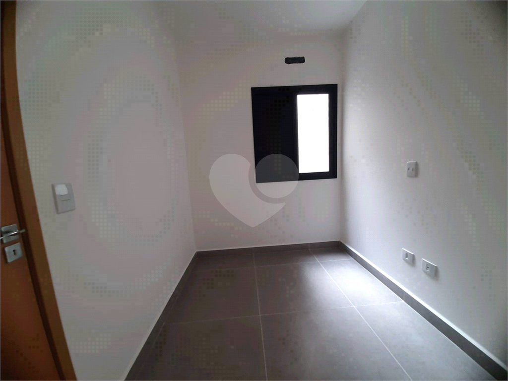 Sobrado novo à venda 115, Vila Guilherme, 115m², 3 suítes, 2 vagas e próximo ao metrô. 