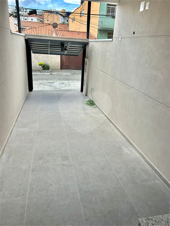 Sobrado novo à venda 115, Vila Guilherme, 115m², 3 suítes, 2 vagas e próximo ao metrô. 