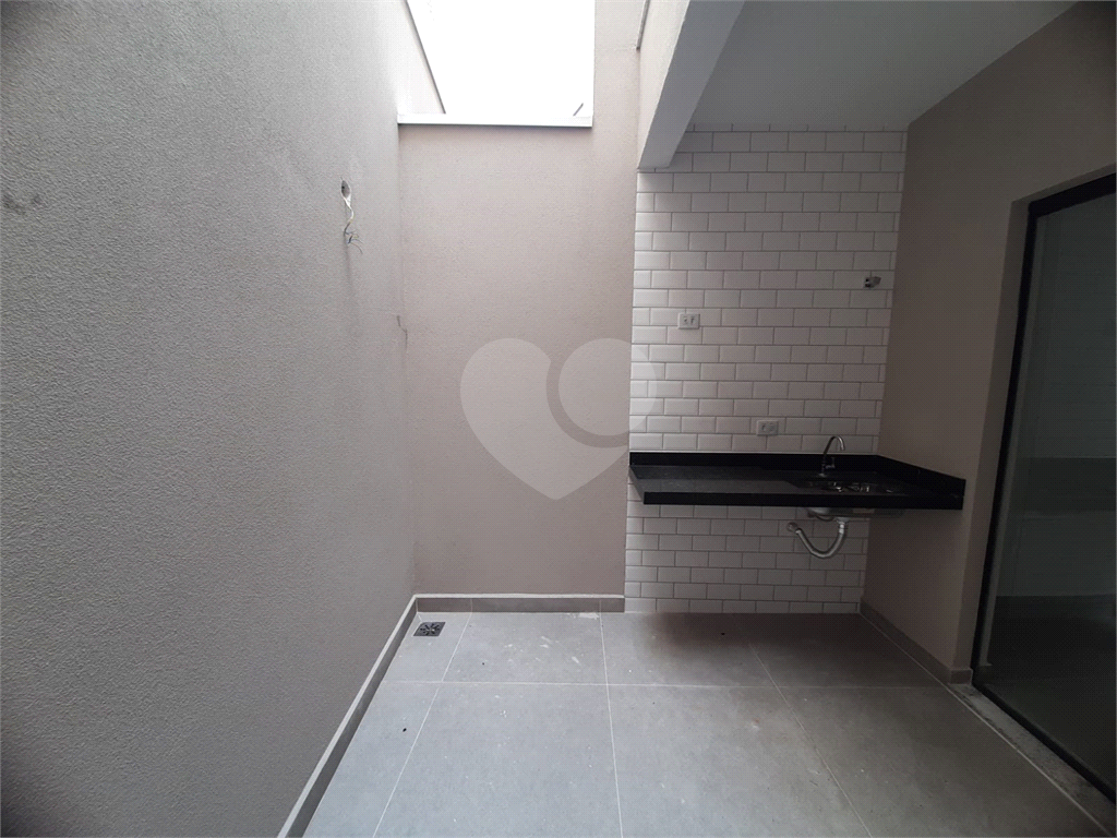 Sobrado novo à venda 115, Vila Guilherme, 115m², 3 suítes, 2 vagas e próximo ao metrô. 