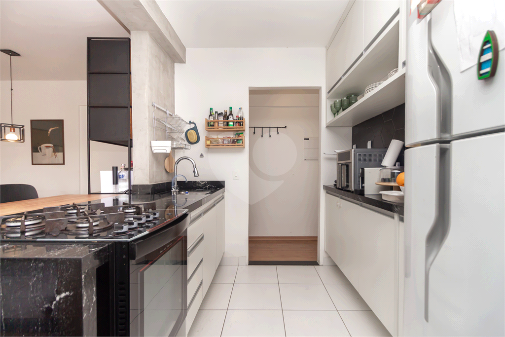 Apartamento -Saúde - 2 Dormitórios - 1 Suíte - 2 Banheiros - 2 Vagas