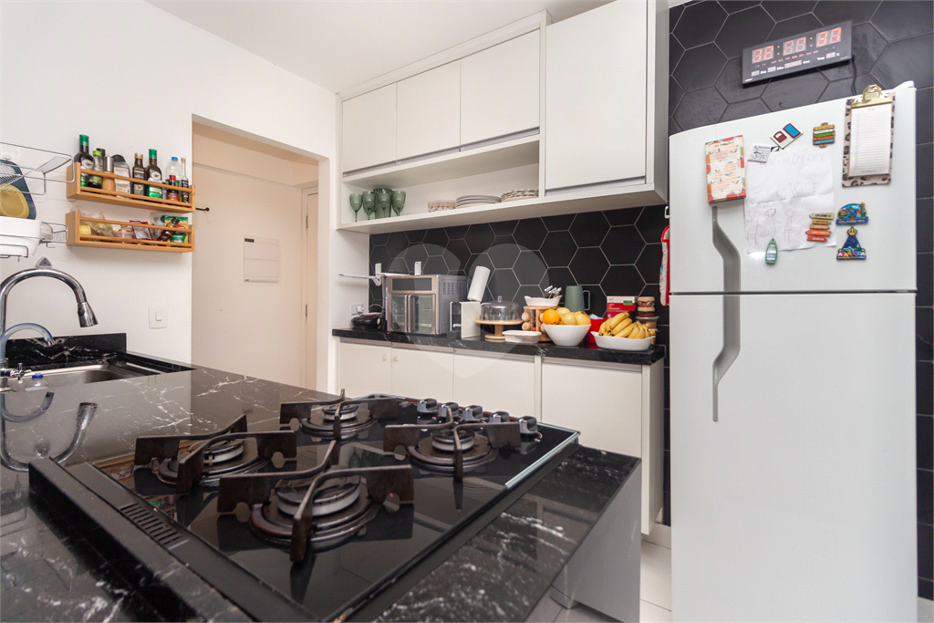 Apartamento -Saúde - 2 Dormitórios - 1 Suíte - 2 Banheiros - 2 Vagas