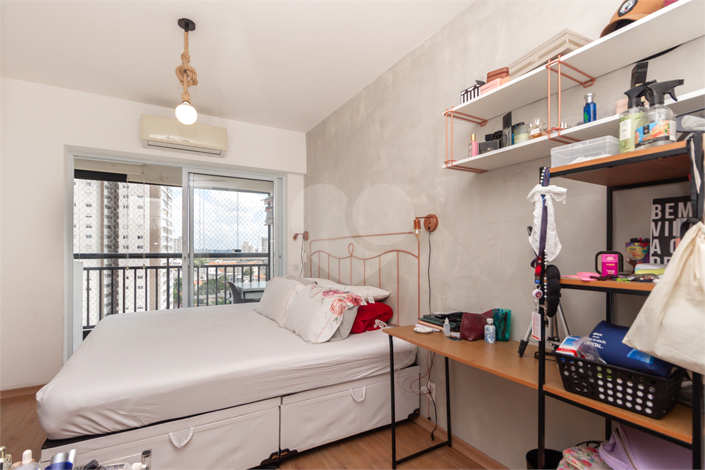 Apartamento -Saúde - 2 Dormitórios - 1 Suíte - 2 Banheiros - 2 Vagas