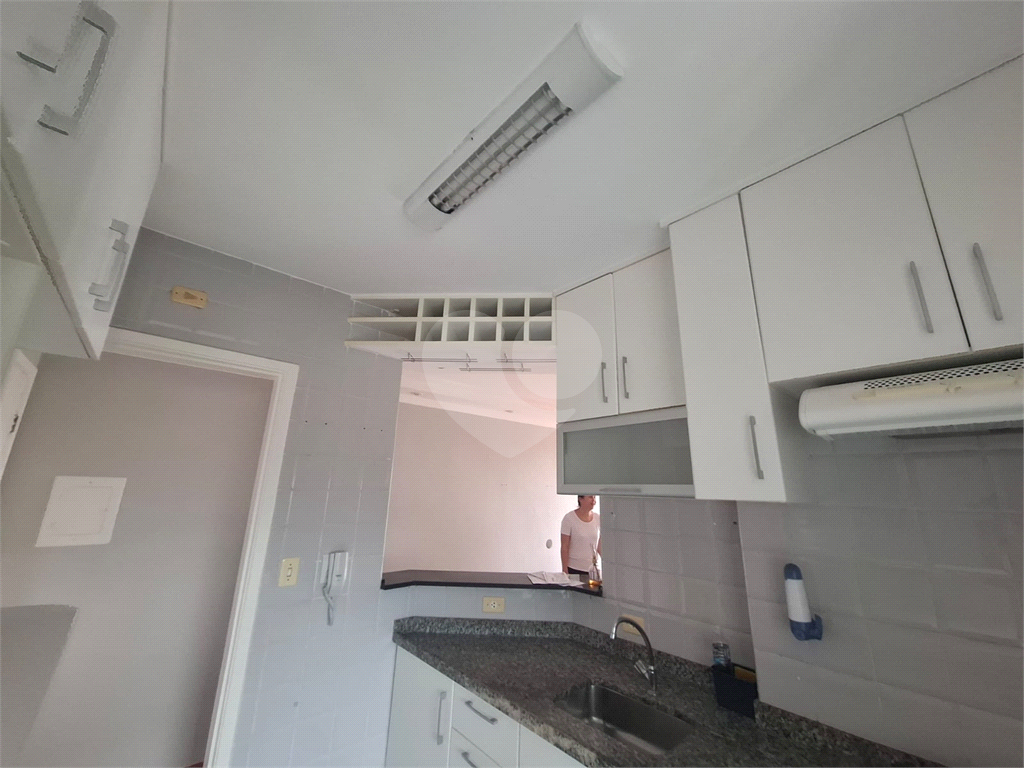 Apartamento 2 dormitórios com suite e vaga na Zumkeller com lazer completo