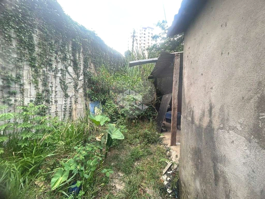 Terreno a Venda em Itaquera 