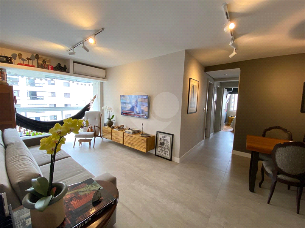 APARTAMENTO em VILA NOVA CONCEIÇÃO