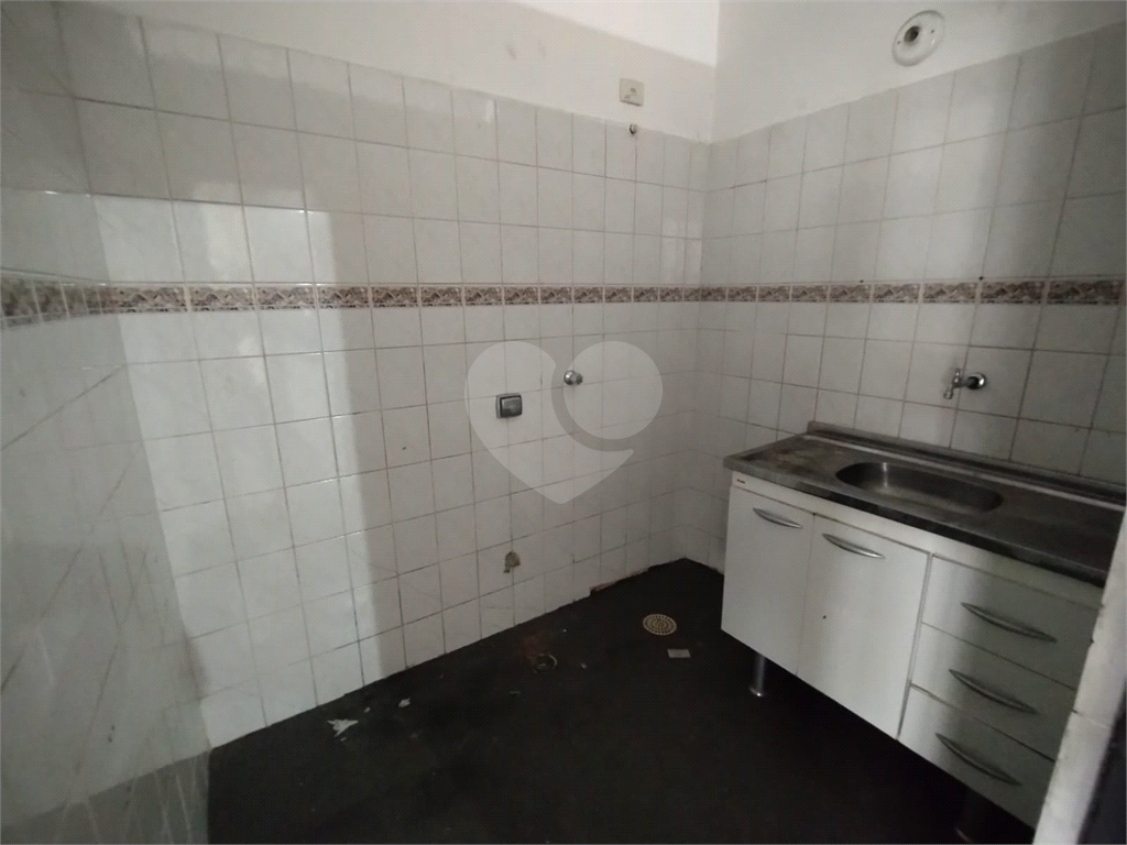 PRÉDIO INTEIRO PARA OLCAÇÃO ALUGUEL NO BRÁS 3 ANDARES
