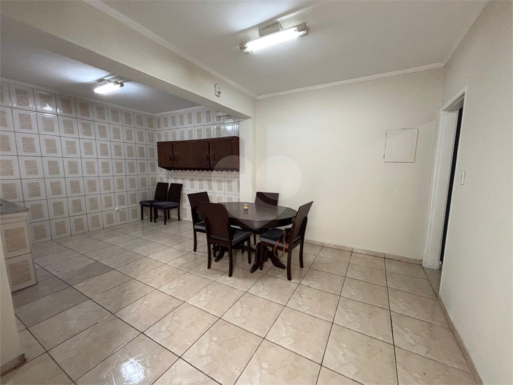 Sobrado à venda e aluguel com 2 quartos, 100m² - Foto 5