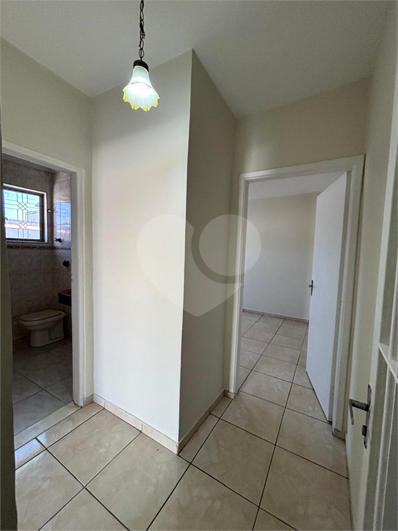 Sobrado à venda e aluguel com 2 quartos, 100m² - Foto 3