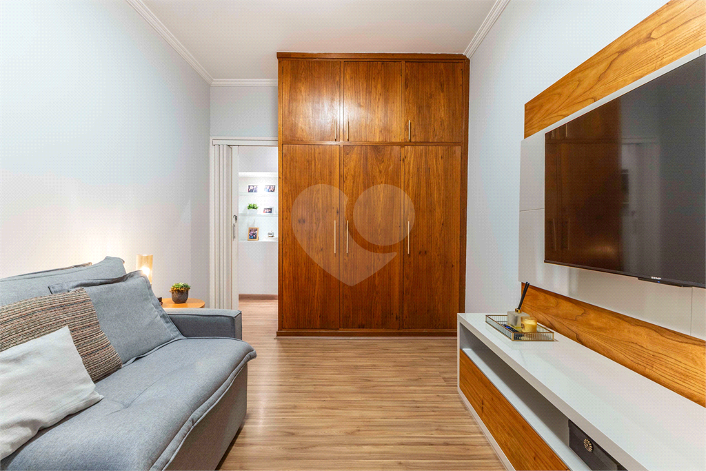 Apartamento de 120m. reformado em Higienópolis.