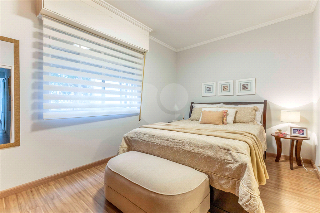 Apartamento de 120m. reformado em Higienópolis.