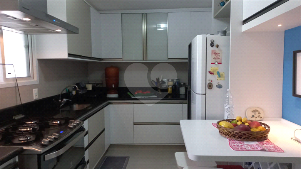 Apartamento à venda com 3 quartos, 115m² - Foto 10
