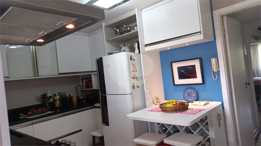 Apartamento à venda com 3 quartos, 115m² - Foto 9