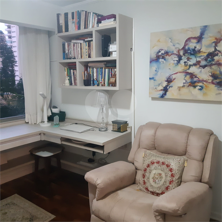 Apartamento à venda com 3 quartos, 115m² - Foto 13
