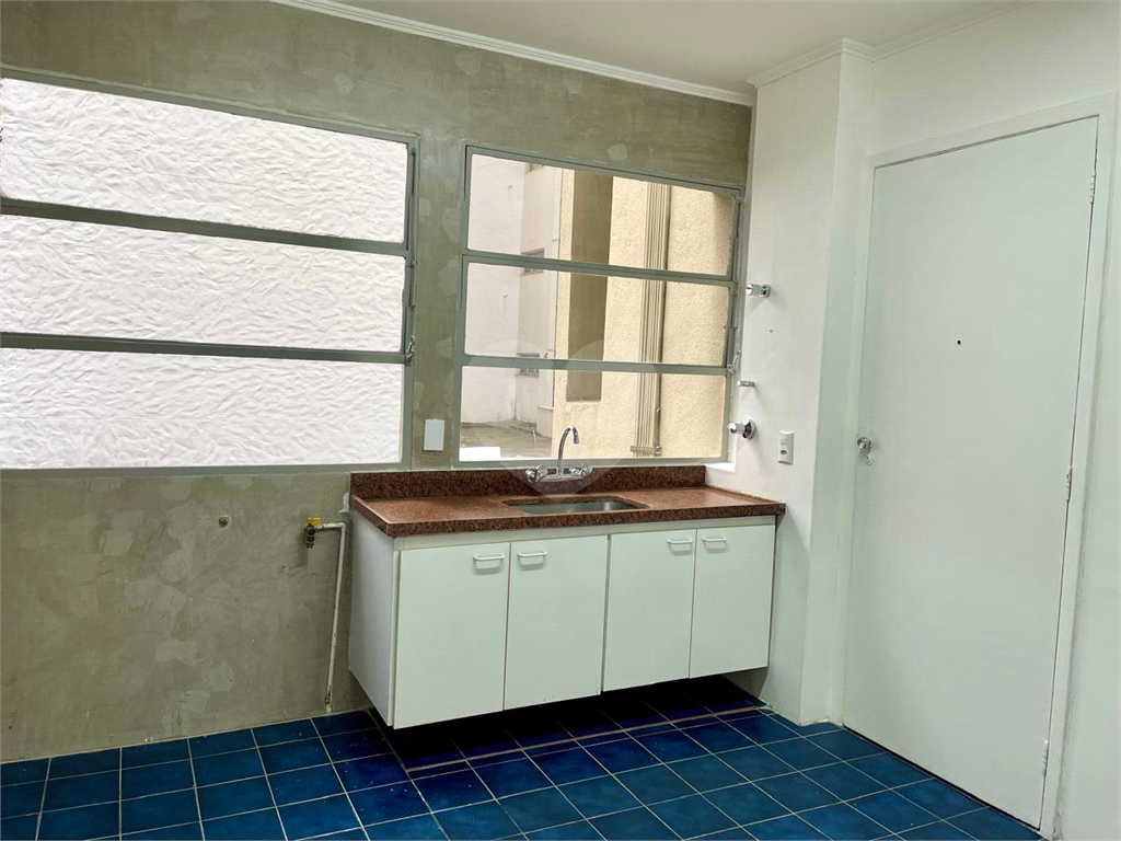 APARTAMENTO VILA OLIMPIA - 3 DORMITÓRIOS 
