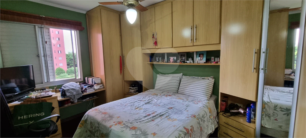 APARTAMENTO em CASA VERDE