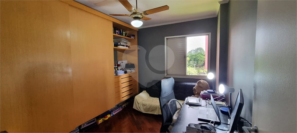 APARTAMENTO em CASA VERDE
