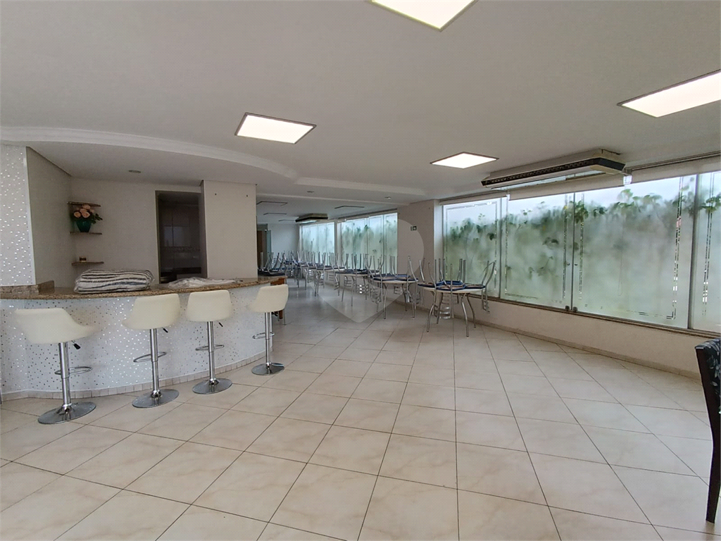 APARTAMENTO em CASA VERDE