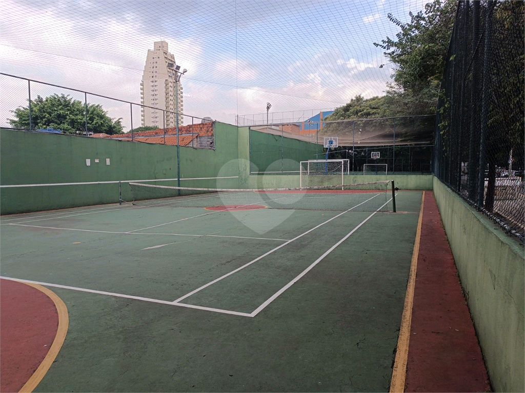 APARTAMENTO em CASA VERDE
