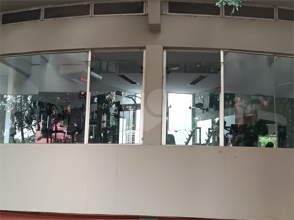 APARTAMENTO em CASA VERDE
