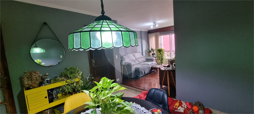 APARTAMENTO em CASA VERDE