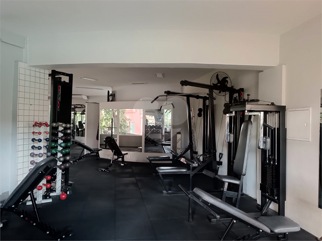 APARTAMENTO em CASA VERDE