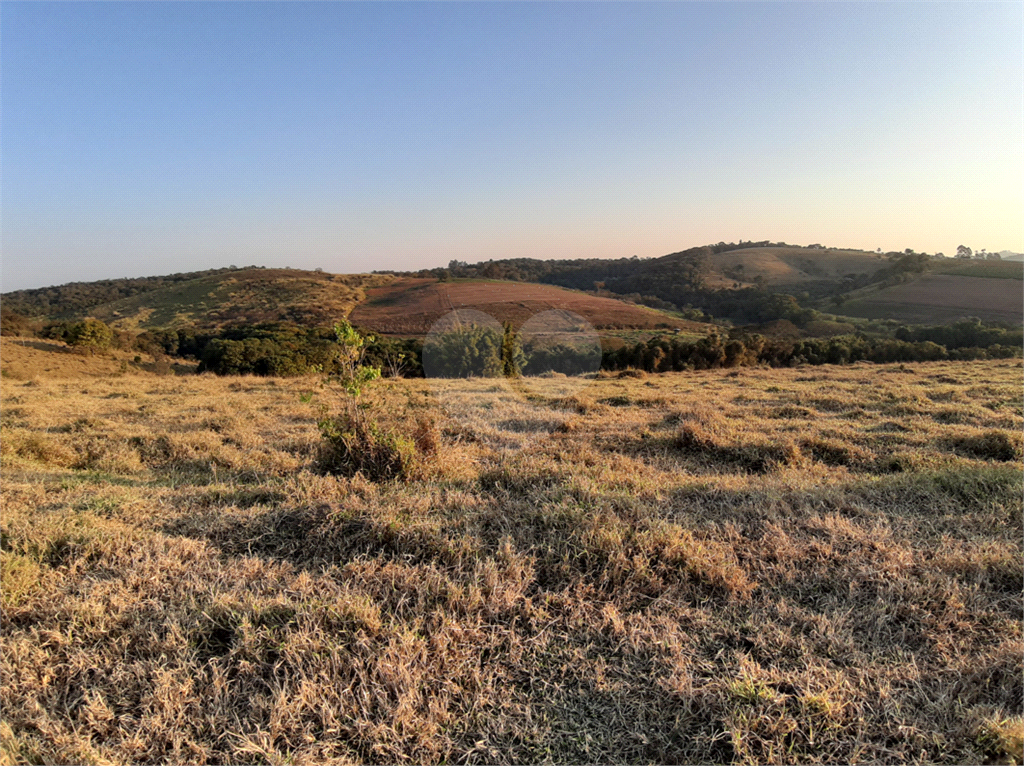 ÁREA DE TERRA em BAIRRO DO PINHAL