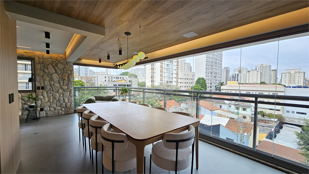 APARTAMENTO em PERDIZES