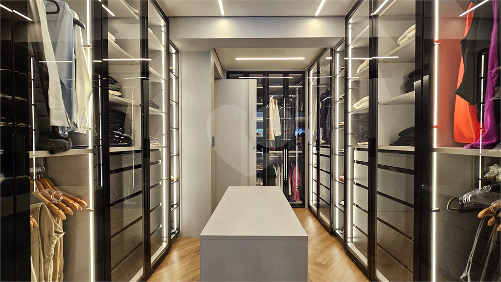 APARTAMENTO em PERDIZES