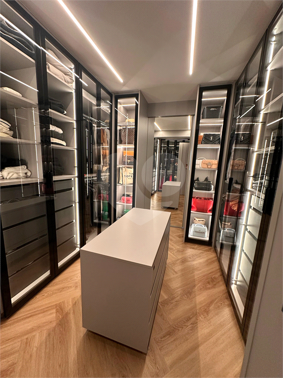 APARTAMENTO em PERDIZES