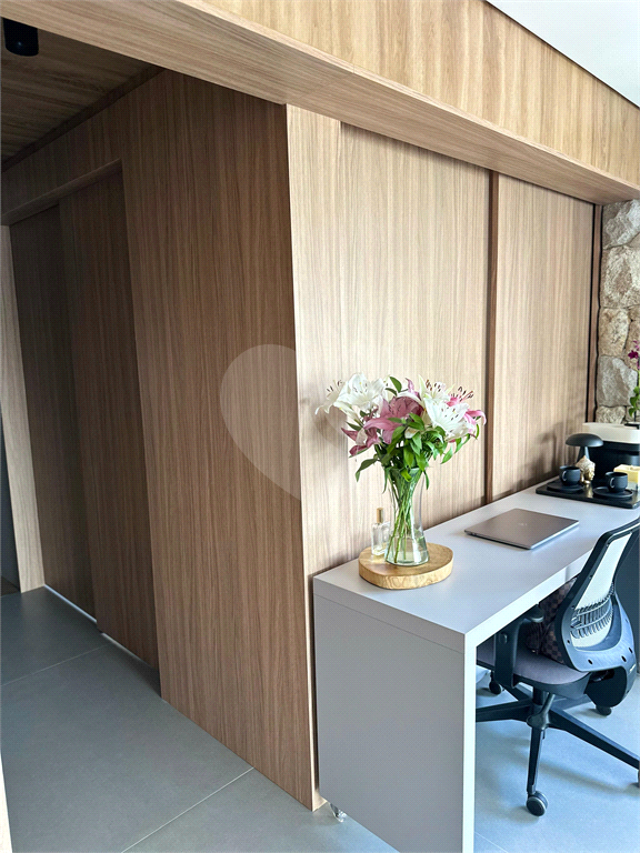 APARTAMENTO em PERDIZES