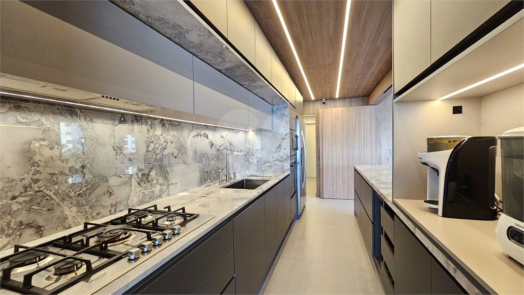 APARTAMENTO em PERDIZES