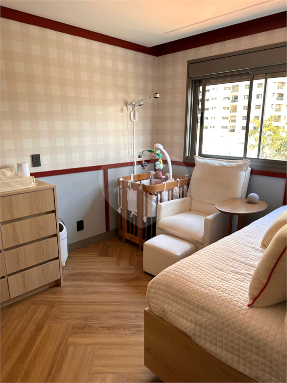 APARTAMENTO em PERDIZES