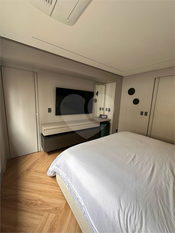 APARTAMENTO em PERDIZES