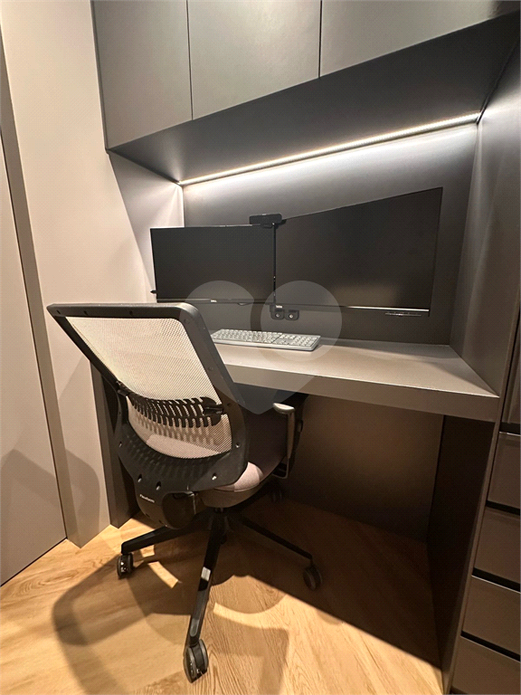 APARTAMENTO em PERDIZES