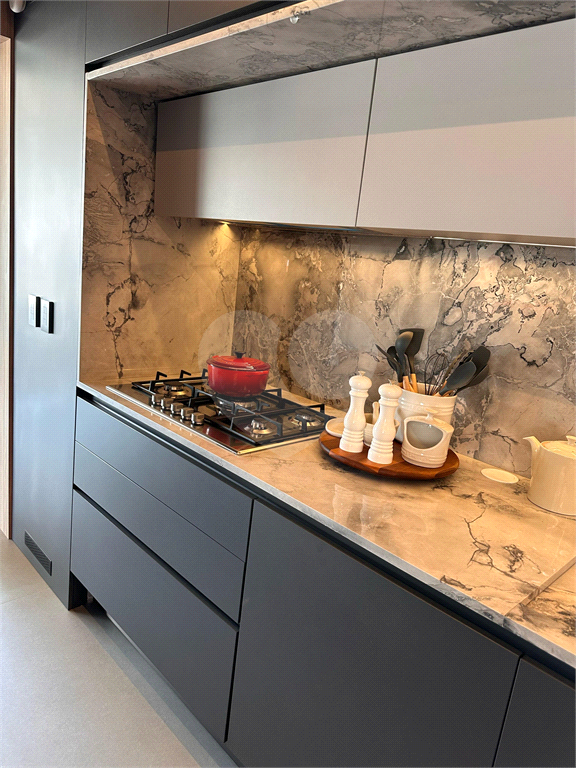 APARTAMENTO em PERDIZES