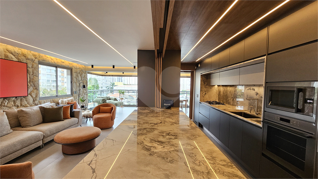 APARTAMENTO em PERDIZES