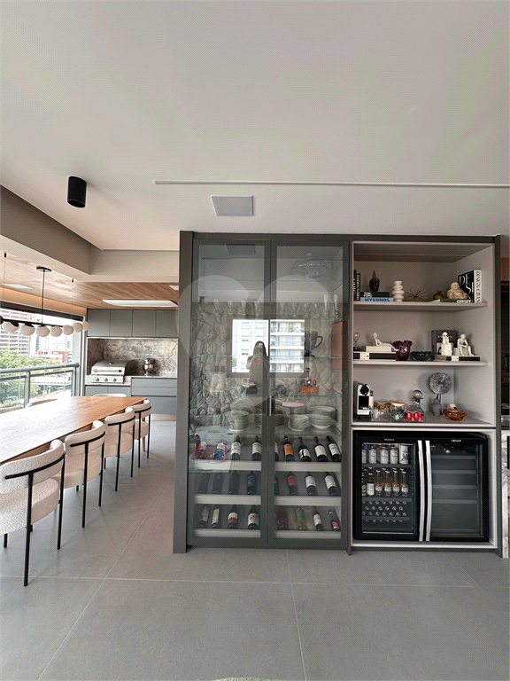 APARTAMENTO em PERDIZES