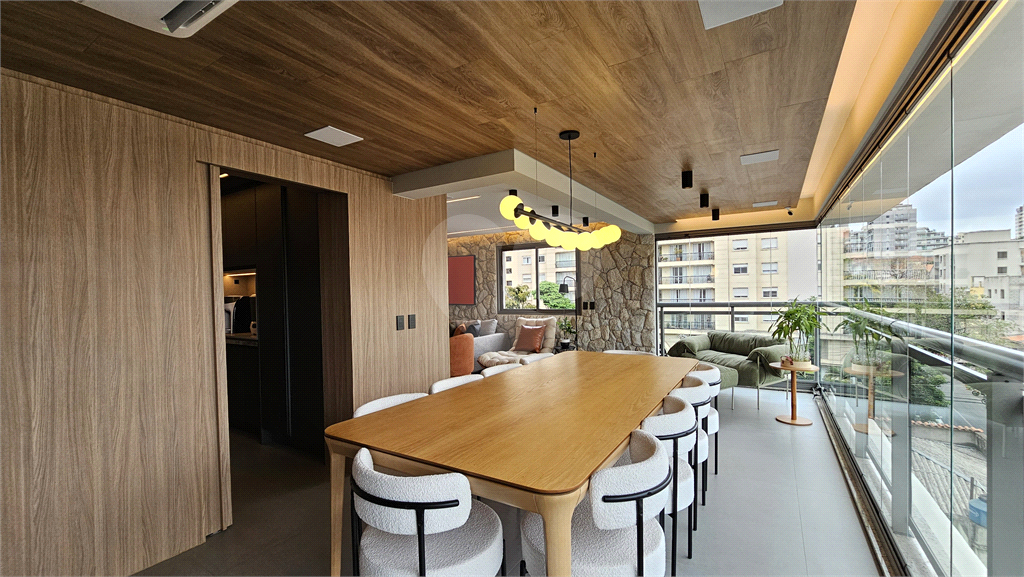 APARTAMENTO em PERDIZES