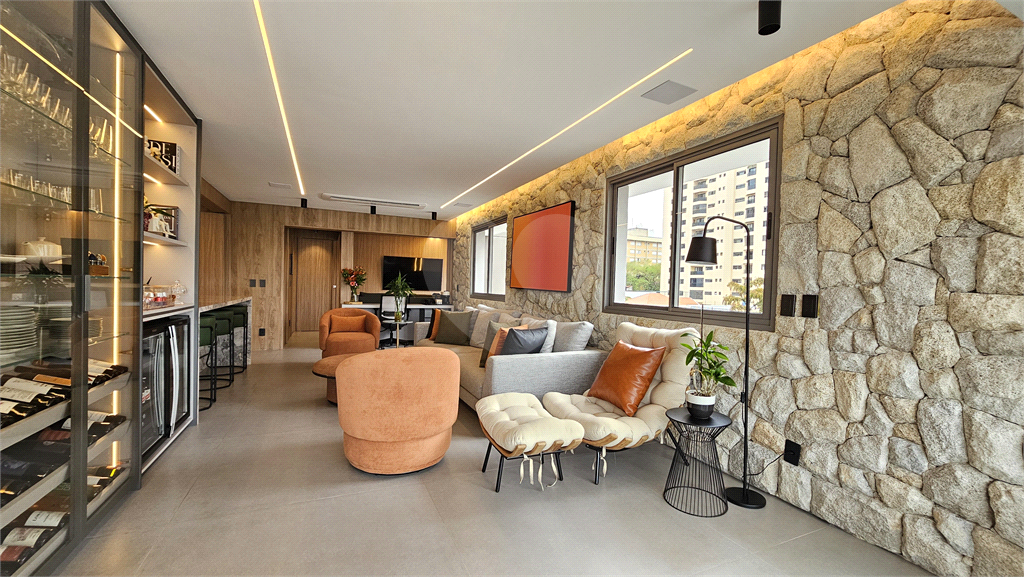 APARTAMENTO em PERDIZES