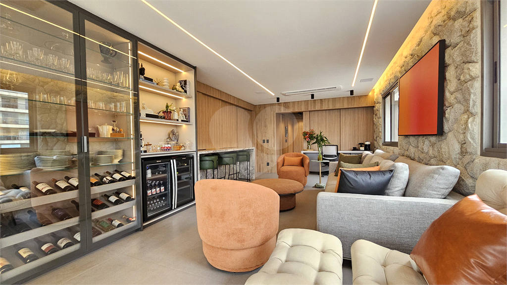 APARTAMENTO em PERDIZES