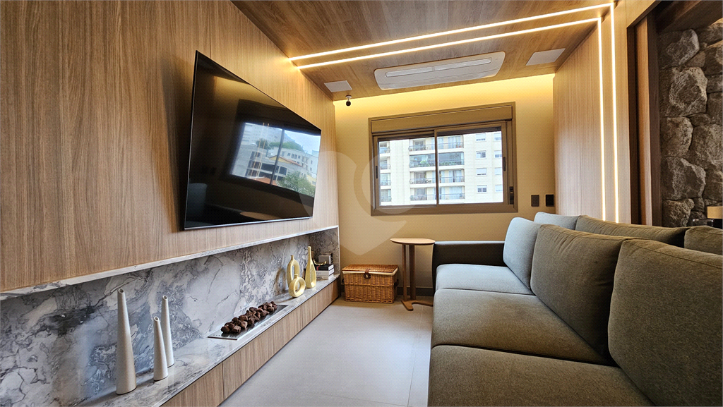 APARTAMENTO em PERDIZES