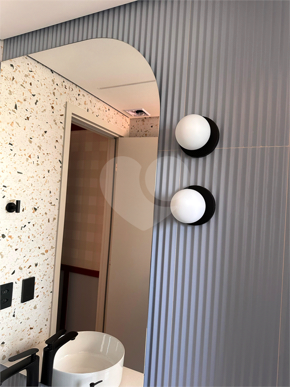 APARTAMENTO em PERDIZES